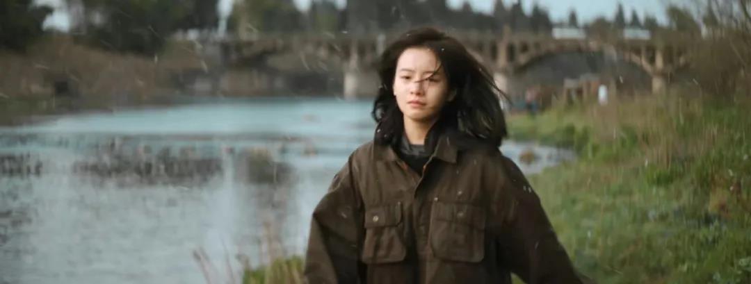 漫長(cháng)的季節:“離地半米”的浪漫(圖2) 漫長(cháng)的季節:“離地半米”的浪漫(圖2)